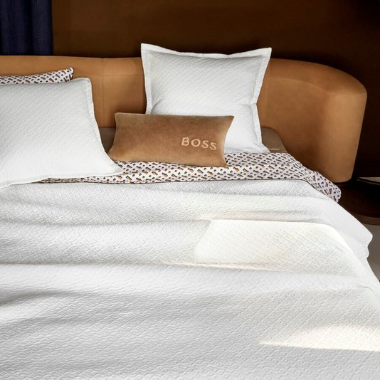 Almofada B Monogram Algodão 65 x 65 Boss Home Branco