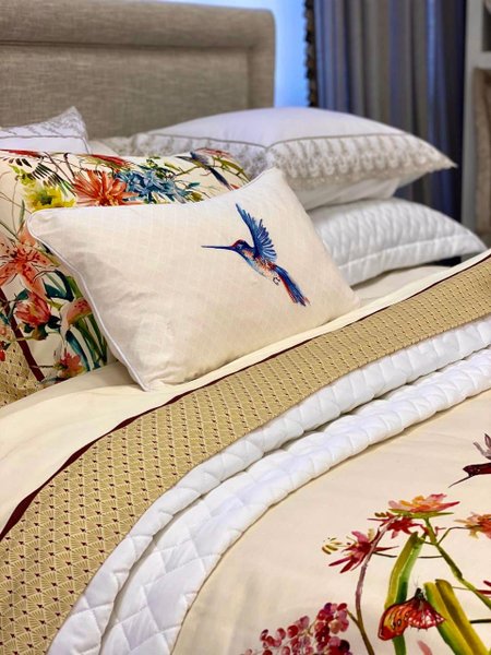 Almofada Beija Flor Costa Dorata Estampado Com Recheio 30x50 