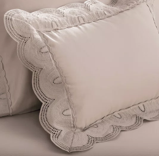 Almofada Coliseu 300 Fios Egípcio Trussardi Nocciola/Legno 30 x 40 cm