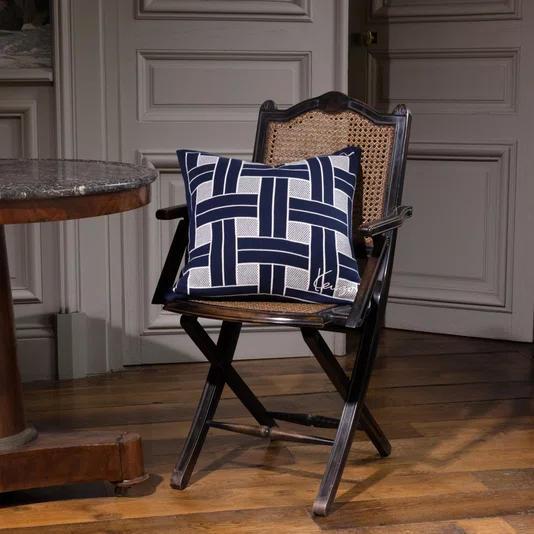 Almofada em Tricot K Weave Kenzo Home Marinho 45 x 45 cm