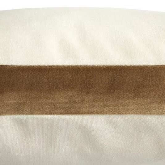 Almofada em Veludo B Velvet Boss Home Amêndoa 43 x 43 cm