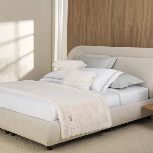 Almofada Horatia Trussardi Off White 30 x 50 cm