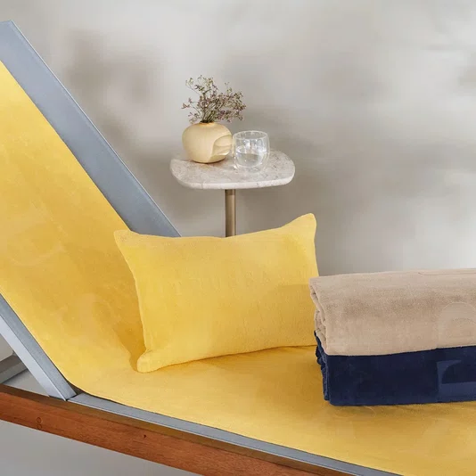 Almofada Levanto Trussardi Oro 30cm x 40cm