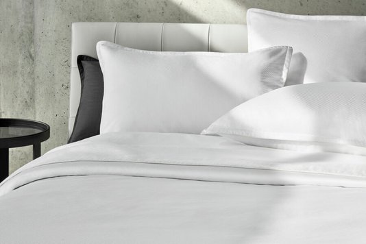 Almofada Loft 300 Fios 65 x 65 Branca Boss Home