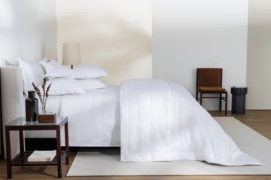 Almofada Messina 1000 Fios Trussardi Branco e Branco 30cm x 40cm