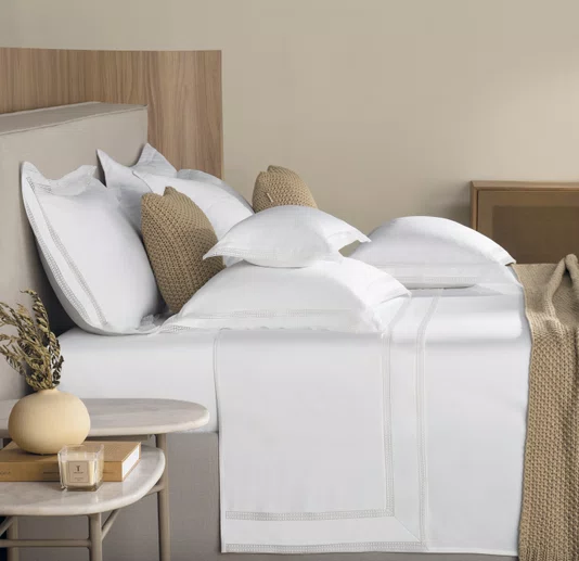 Almofada Romana 300 Fios Egípcio Trussardi Branco 30 x 50 cm