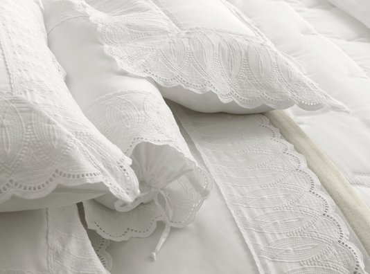 Almofada Romanzini com Recheio 600 Fios Trussardi Branco 30X40 cm