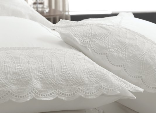 Almofada Romanzini com Recheio 600 Fios Trussardi Branco 30X40 cm