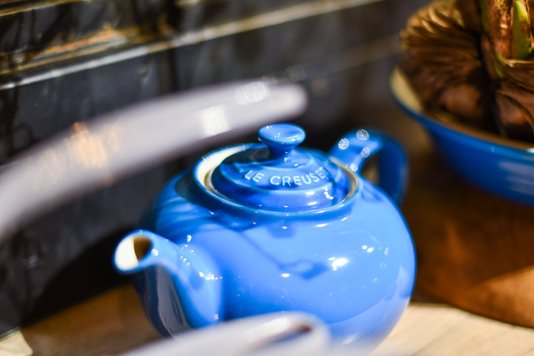 Bule Cerâmica Le Creuset Azul Marseille 1,3 l