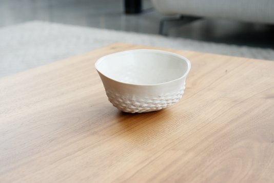 Cachepot Luz e Sombra em Porcelana Nicole Toldi 14 cm