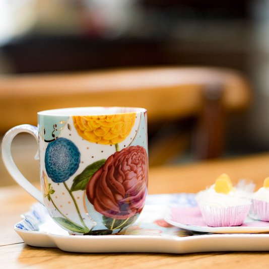 Caneca Grande de Porcelana Flowers Royal Pip Studio 325 ml