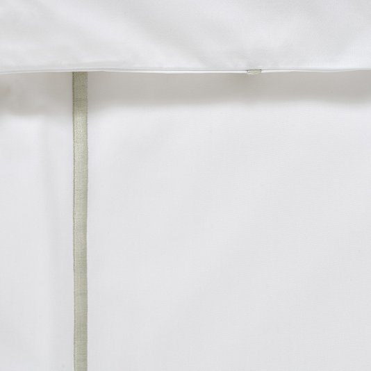 Capa de Duvet Athena Queen 500 Fios Yves Delorme Branco e Verde Sauge 2,60x2,40m