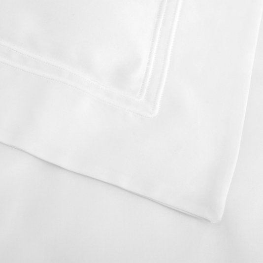 Capa Duvet Super King Triomphe 300 Fios Yves Delorme Paris Branco