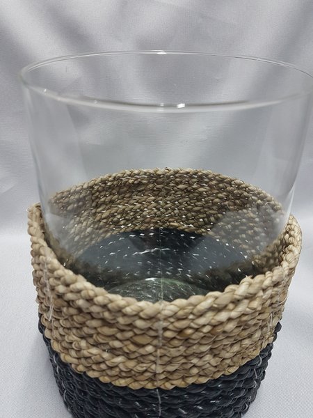 Castiçal em Fibra Natural com Vidro Thay Thay Natural e Preto 20 cm