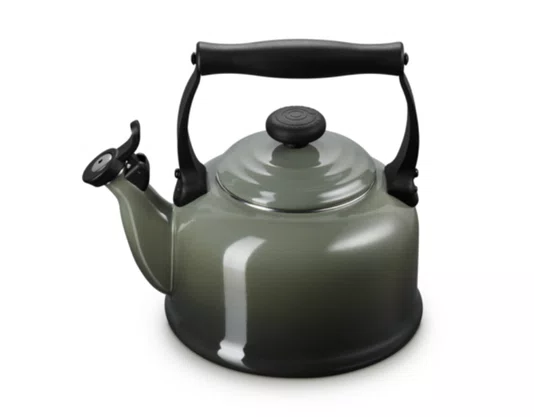Chaleira com Apito Tradicional Le Creuset Thyme 2,1 Litros