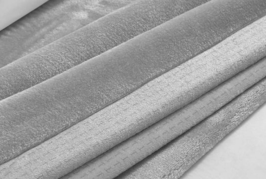 Cobertor Super King Piemontesi Platino Trussardi 2,40X2,90
