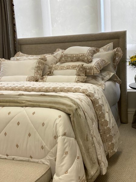 Cobertor Piemontesi Queen Moonbean Trussardi