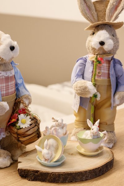 Coelho em Pé com Cartola Tok da Casa 15 x 15 x 41 cm