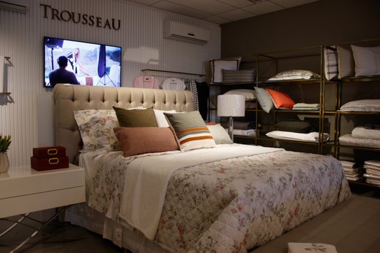 Colcha Queen Giardina 300 Fios Estampado Trussardi
