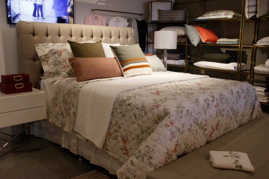 Colcha Queen Giardina 300 Fios Estampado Trussardi