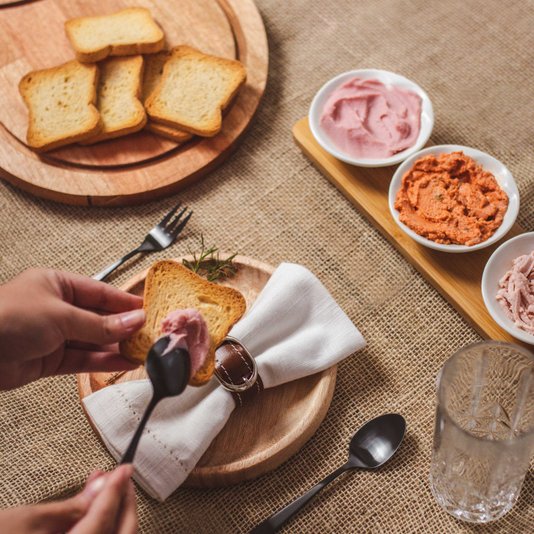 Conjunto 3 Petisqueiras De Porcelana Com Bandeja De Bambu Bon Gourmet