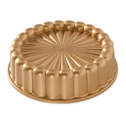 Forma para Bolo Bundt Charlotte Nordic Ware Dourada 20,7 cm