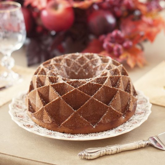 Forma para Bolo Jubilee Bundt Nordic Ware Dourada 24,4 cm