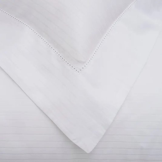 Fronha Damask Stripes 3 Abas com Ajour Buddemeyer Branco 50 x 90 cm