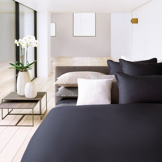 Fronha Loft 300 Fios Hugo Boss Home Carbono 50x75cm
