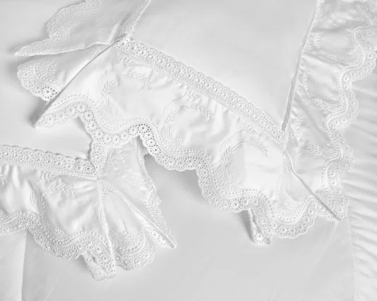 Fronha Romanza 300 Fios Trussardi Branco e Branco 50cm x 70cm
