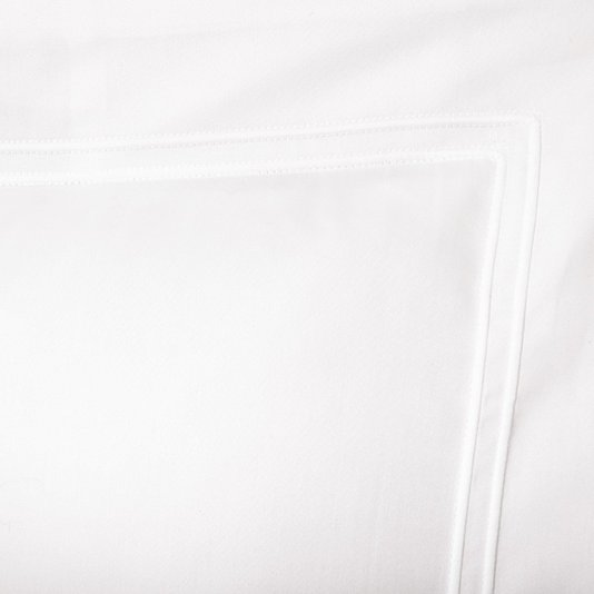 Fronha Triomphe 300 Fios Algodão Orgânico Yves Delorme Branco 65x65cm