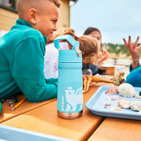 Garrafa Térmica Flip Straw Infantil Stanley Pool 502 ml