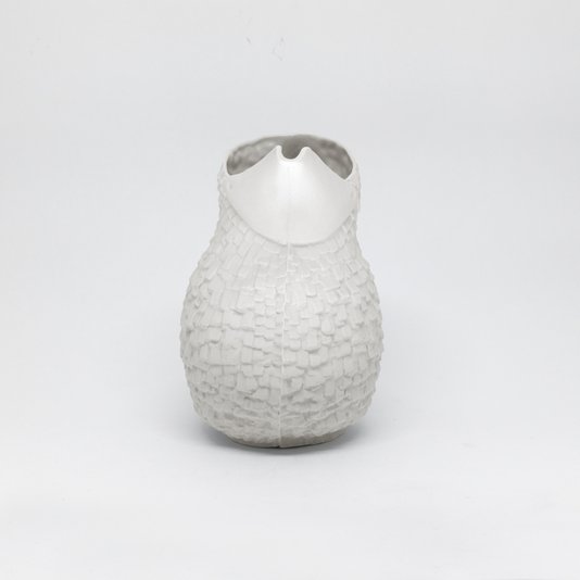 Jarra Luz e Sombra em Porcelana Nicole Toldi 25 cm