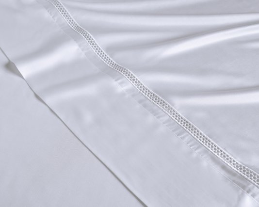 Jogo 02 Fronhas Contessina 300 Fios Trussardi Branco 50 x 70 cm