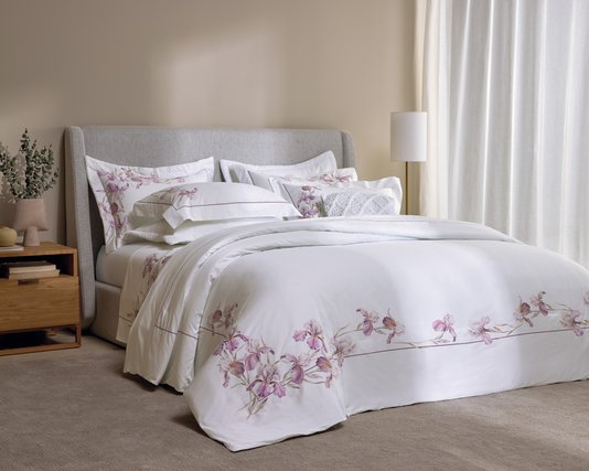 Jogo 02 Fronhas Le Iris 300 Fios Trussardi 50 x 70 cm