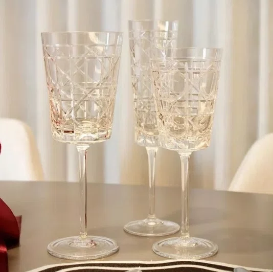 Jogo 06 Taças para Vinho Tinto em Cristal Casa de Bragança Mozart Incolor 340 ml