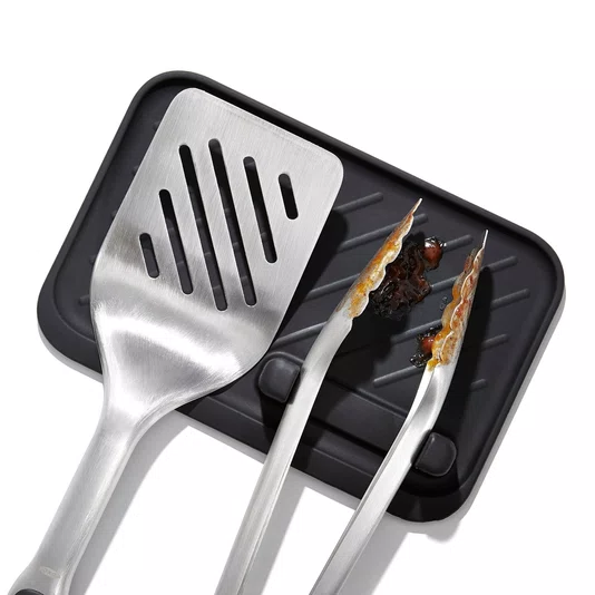 Jogo 2 Peças Pinça e Espátula para Churrasco Inox Oxo