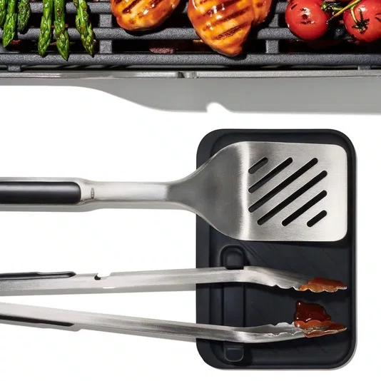 Jogo 2 Peças Pinça e Espátula para Churrasco Inox Oxo