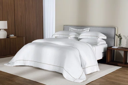 Jogo Cama Casal Girelli Bambu 300 Fios Trussardi Branco e Nocciola 220cm x 280cm