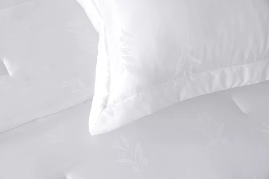 Jogo Cama Queen Olivine Bambu 300 Fios Trussardi Branco 240cm x 280cm