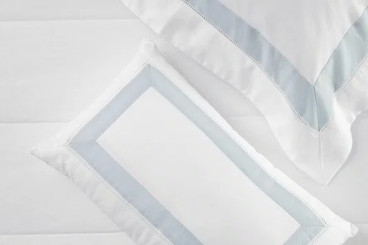 Jogo Cama Queen Rivus Algodão e Linho Trussardi Branco e Azul 240cm x 250cm