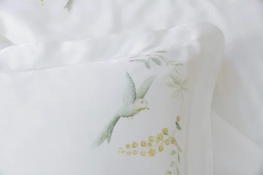 Jogo Cama Super King Isola Bellla Bambu 300 Fios Trussardi Estamapdo 280cm x 280cm