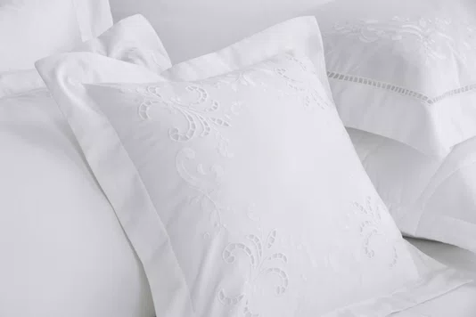 Jogo Cama Super King Siciliano 300 Fios Trussardi Branco 280cm x 280cm