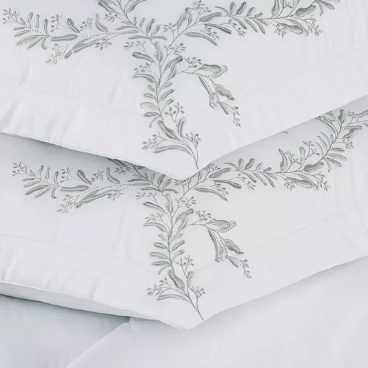 Jogo Colcha Queen Pistacia Egípcio 300 Fios Trussardi Branco 260cm x 280cm