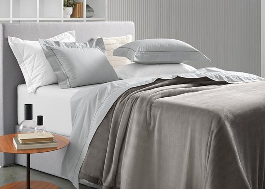 Jogo De Cama Casal Cammillo 200 Fios Cinza/Chumbo Trussardi 2,20X2,60