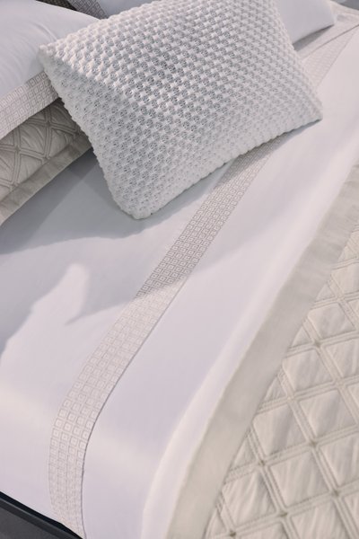 Jogo de Cama Solteiro 300 Fios The 325 Kent By The Bed Branco