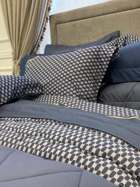 Jogo De Cama Super King Martino 300 Fios Trussardi Estampado