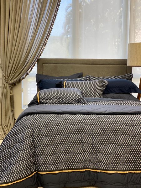 Jogo De Cama Super King Martino 300 Fios Trussardi Estampado