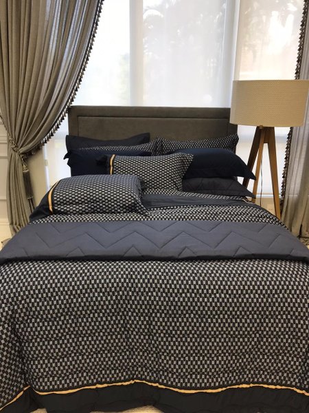 Jogo De Cama Super King Martino 300 Fios Trussardi Estampado