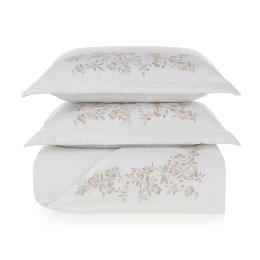Jogo de Colcha Queen Anicia 300 Fios Egípcio Trussardi Branco 2,60 x 2,80 m